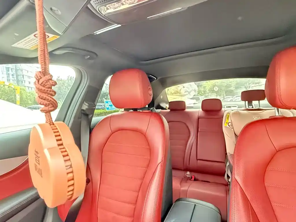 Mercedes-Benz C-Class 2019