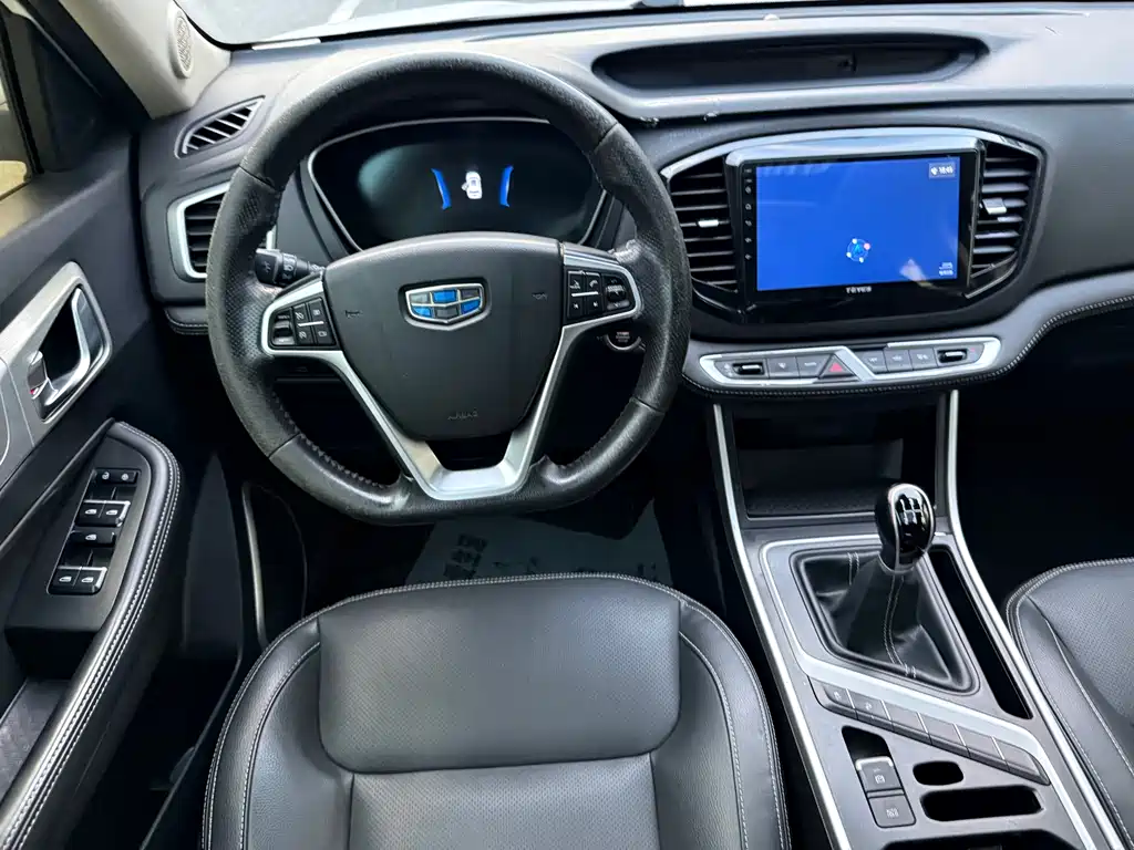 Geely Vision X6 2019 — фото 11