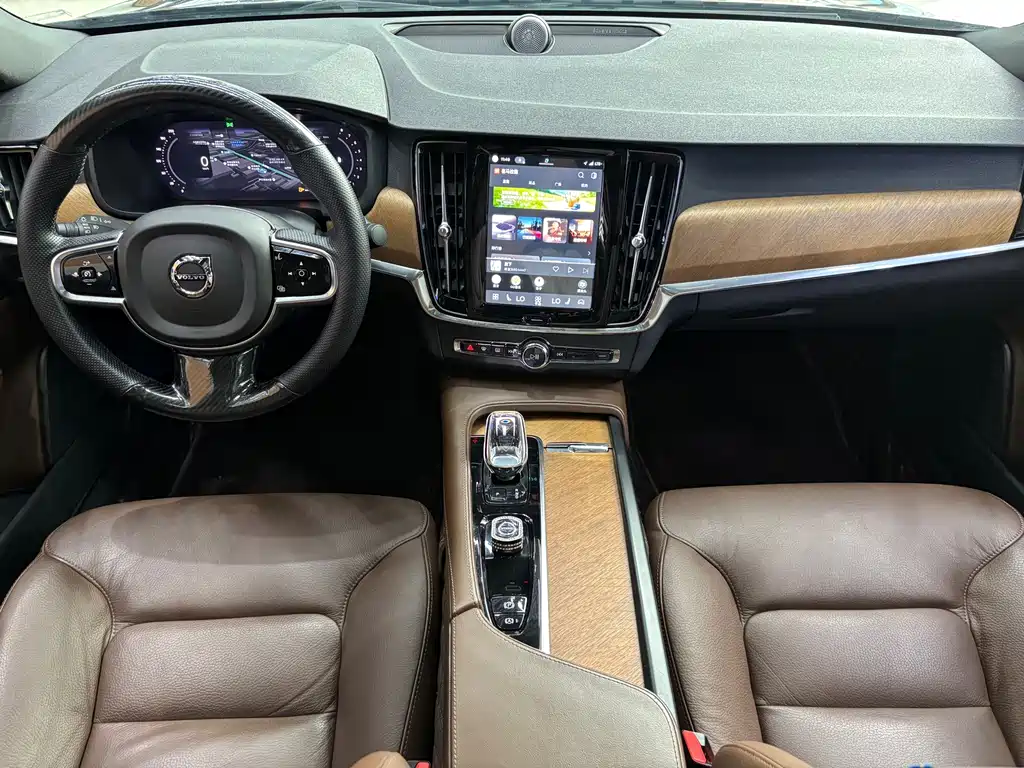 Volvo S90 2022 — фото 15