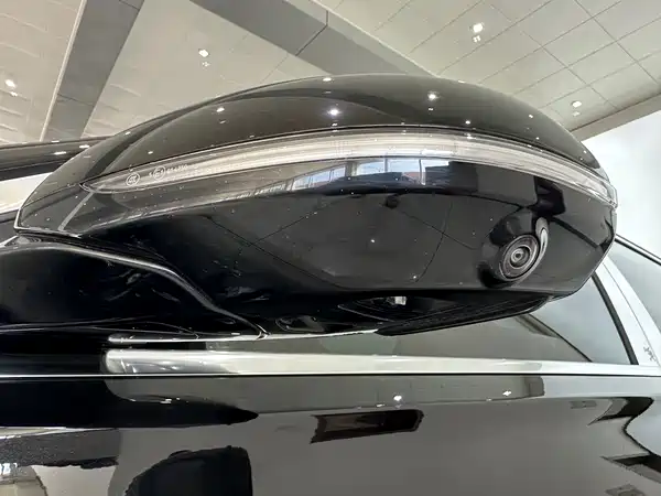 Mercedes-Benz Maybach S-Class 2024