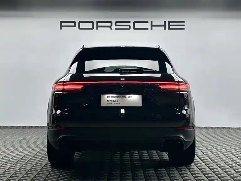 Porsche Cayenne 2023 — фото 5