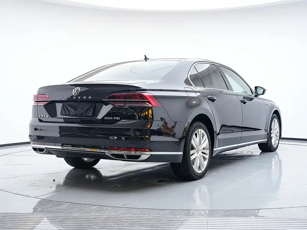 Volkswagen Phideon 2017 — фото 6