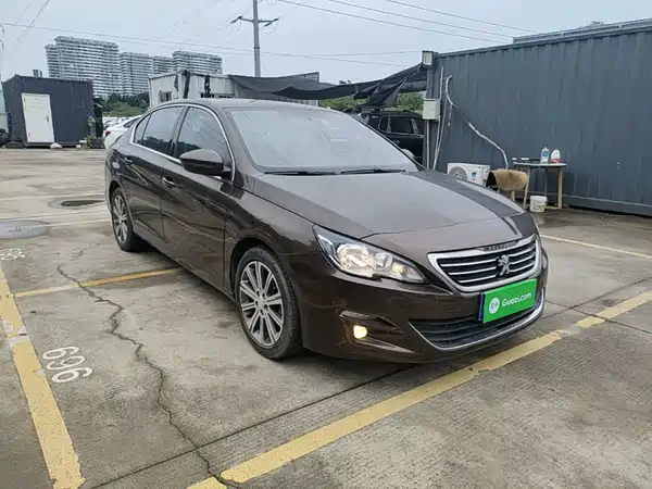 Peugeot 408 2015