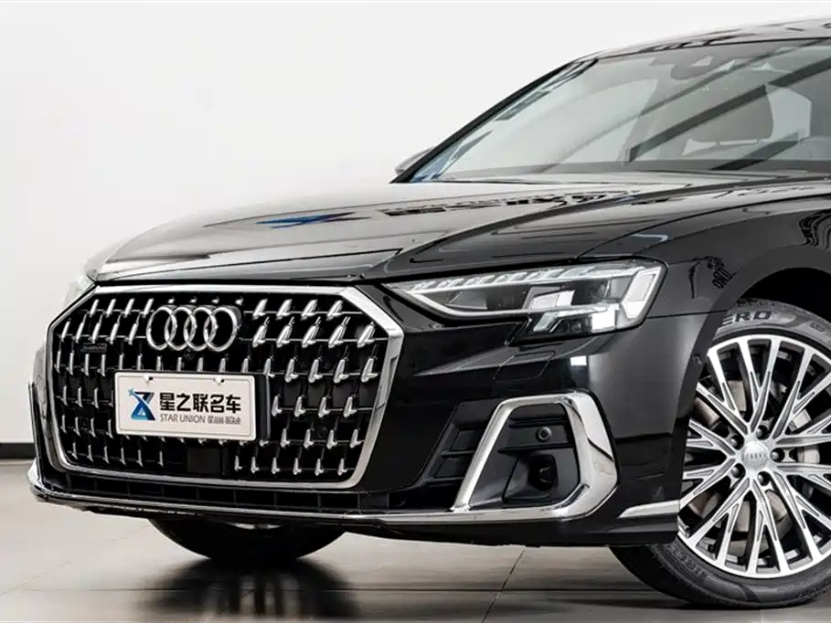 Audi A8 2023 — фото 3