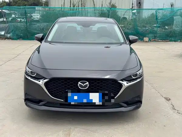 Mazda 3 Axela 2023