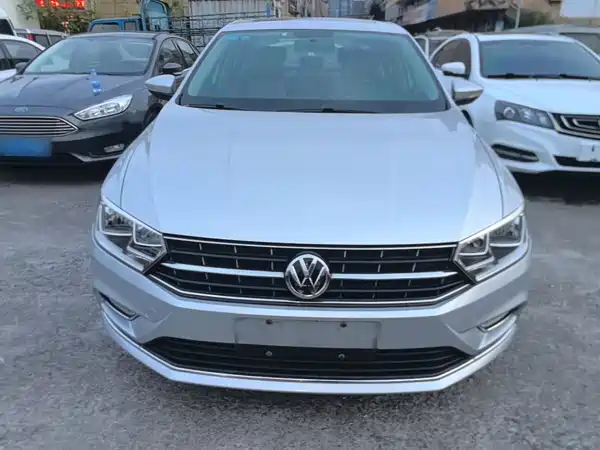 Volkswagen Bora 2016