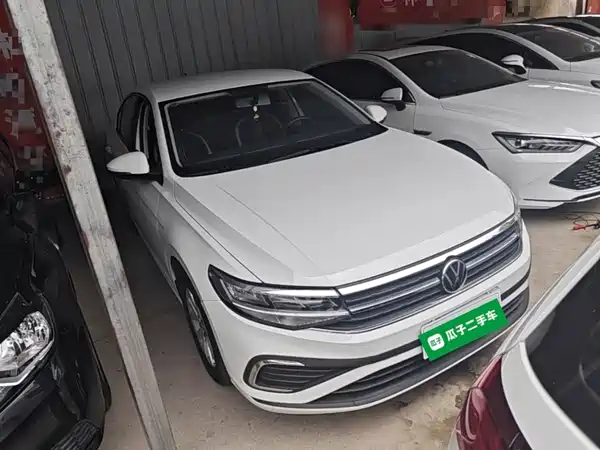 Volkswagen Bora 2023