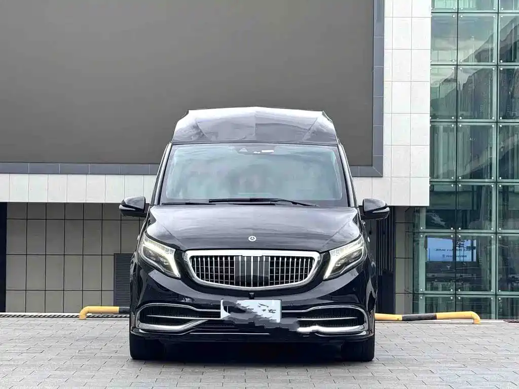 Mercedes-Benz V-Class 2022 — фото 2