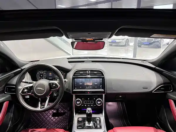 Jaguar XEL 2023