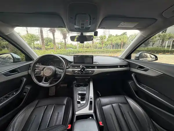 Audi A4L 2018