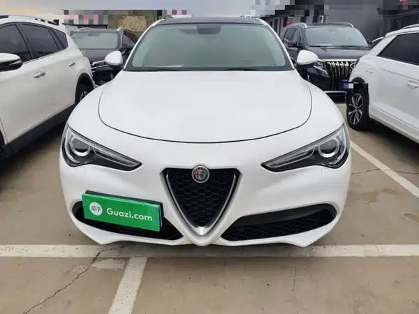 Alfa Romeo Stelvio 2019