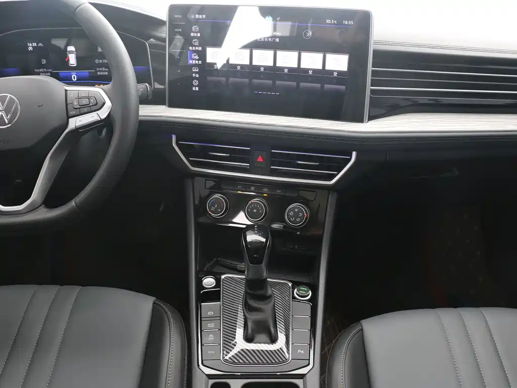 Volkswagen Sagitar 2026