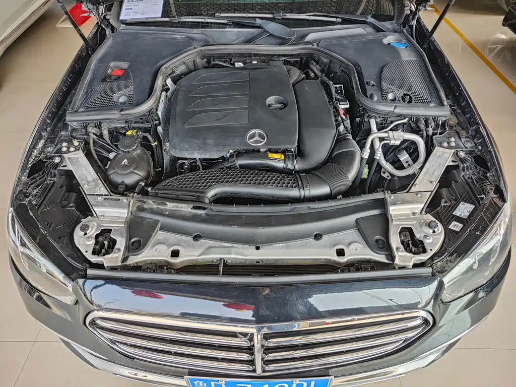 Mercedes-Benz E-Class 2021 — фото 12