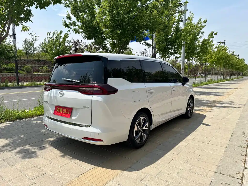 GAC Motor Trumpchi M6 2022 — фото 9