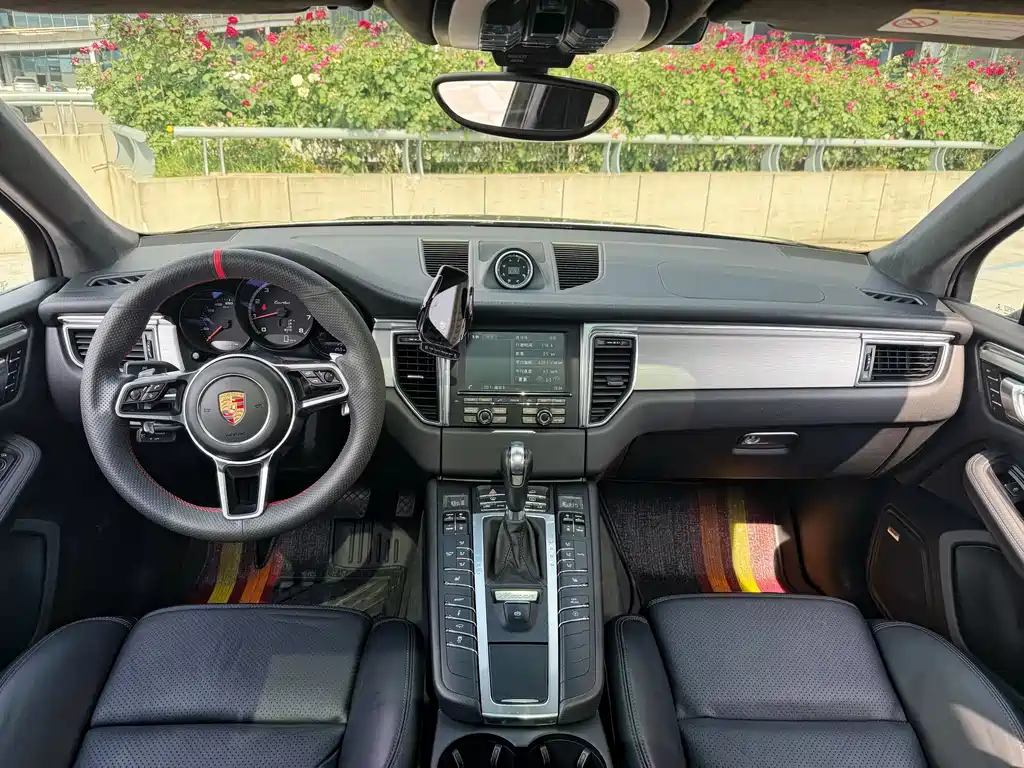 Porsche Macan 2016 — фото 6