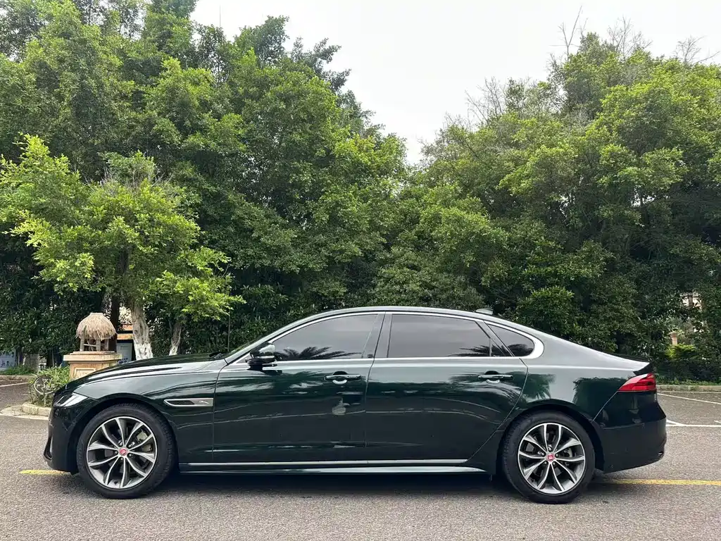 Jaguar XFL 2023 — фото 11