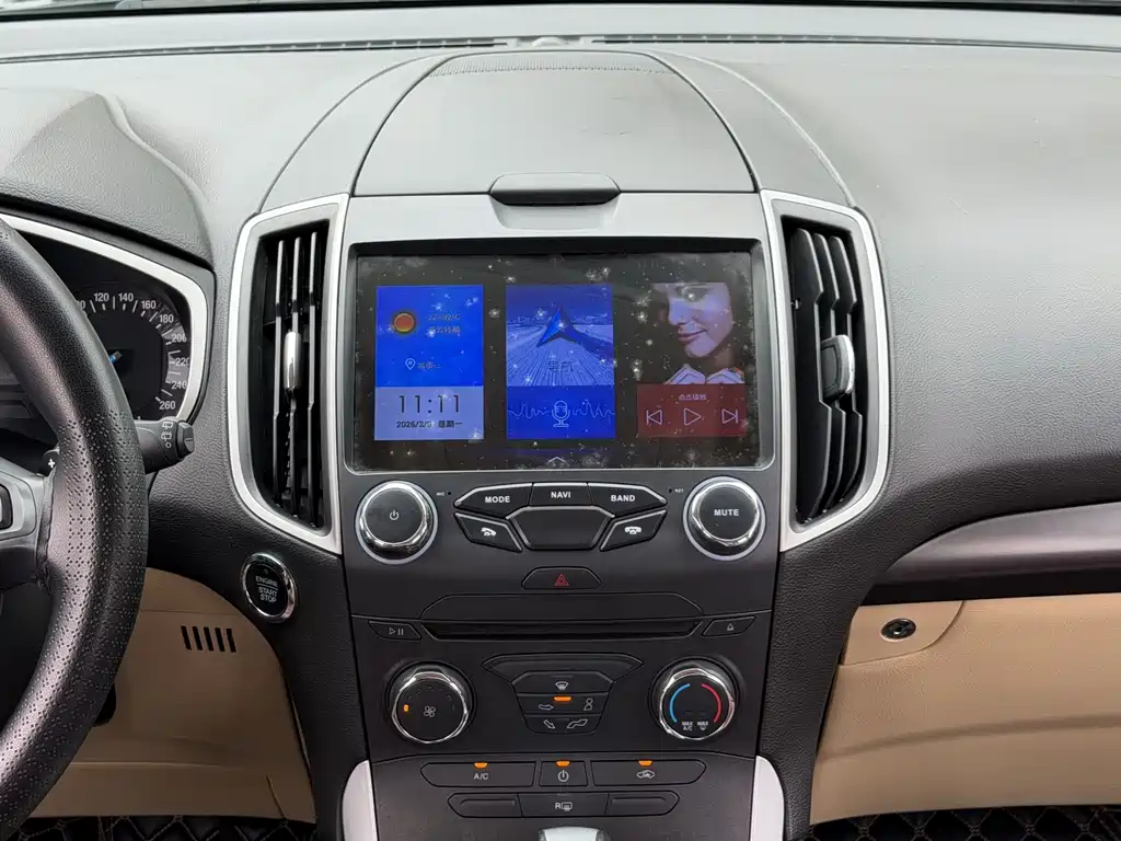Ford Edge 2018 — фото 12