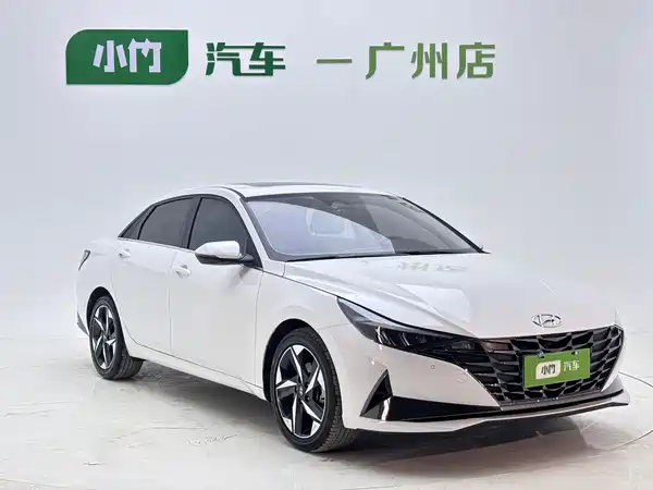 Hyundai Elantra 2022