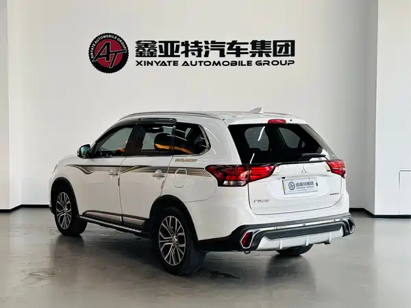 Mitsubishi Outlander 2017