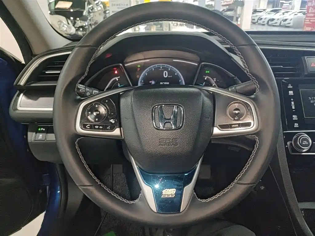 Honda Civic 2019 — фото 11