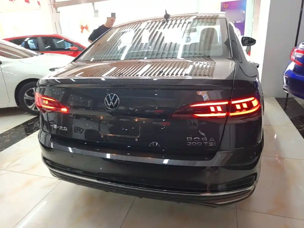 Volkswagen Bora 2024