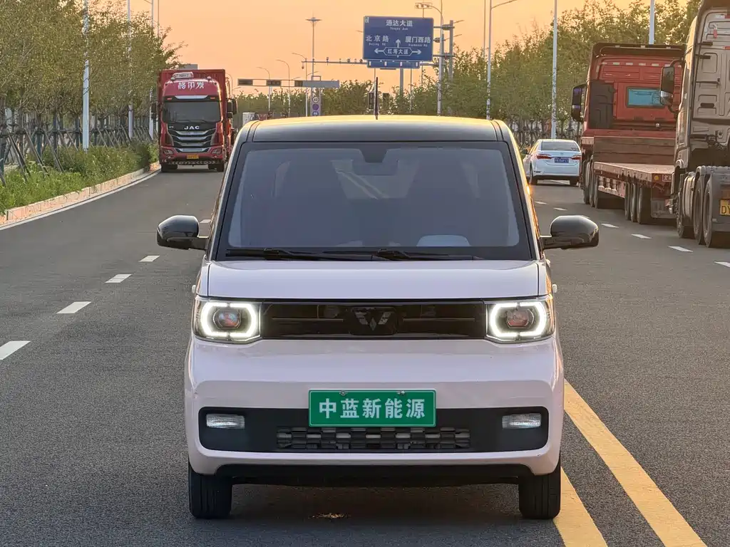 Wuling MINIEV 2023