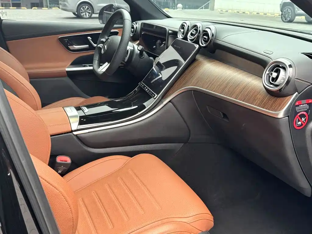 Mercedes-Benz GLC 2024