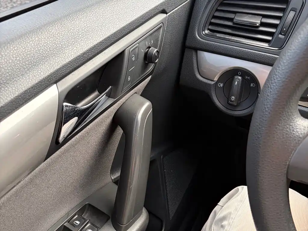 Volkswagen Gran Lavida 2015 — фото 17