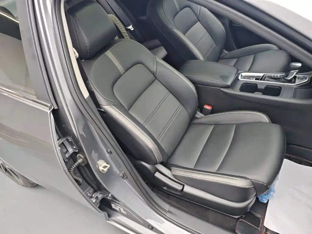 Nissan Sylphy 2022 — фото 25