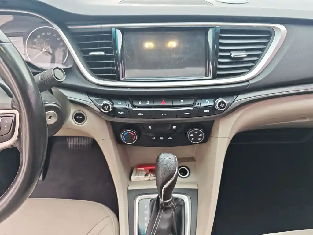 Buick Excelle 2018 — фото 16