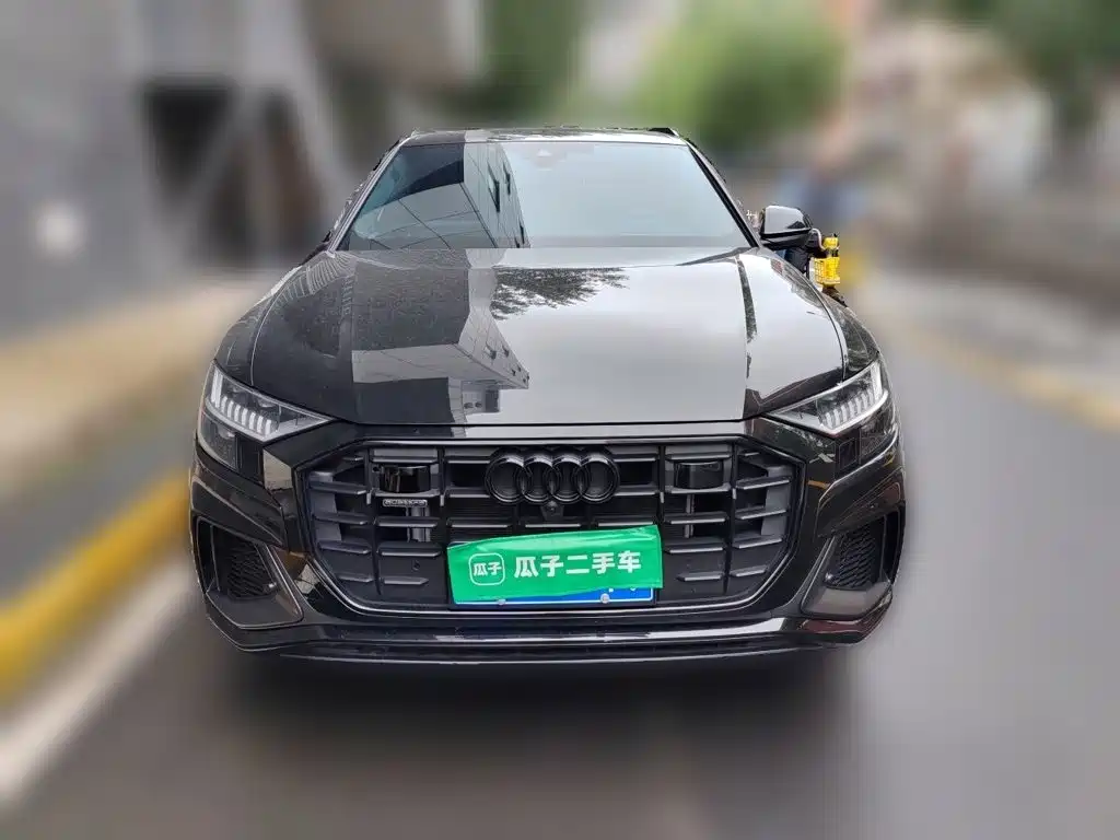 Audi Q8 2023 — фото 2