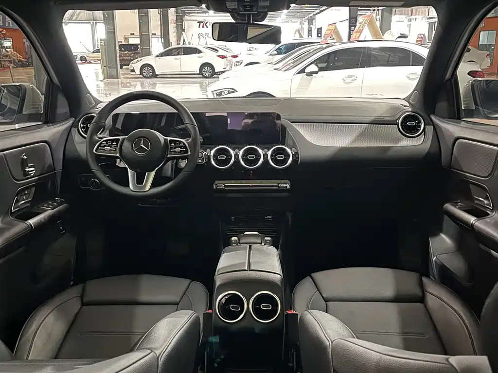 Mercedes-Benz GLA 2021 — фото 9