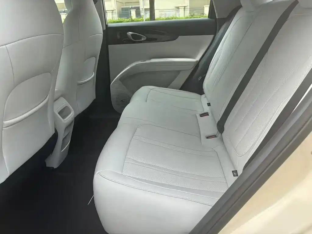 Geely Galaxy Starwish 2025