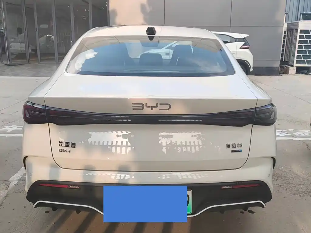 BYD Seal 06 2025
