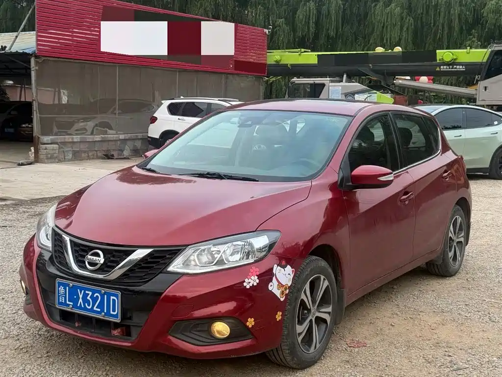 Nissan Tiida 2016