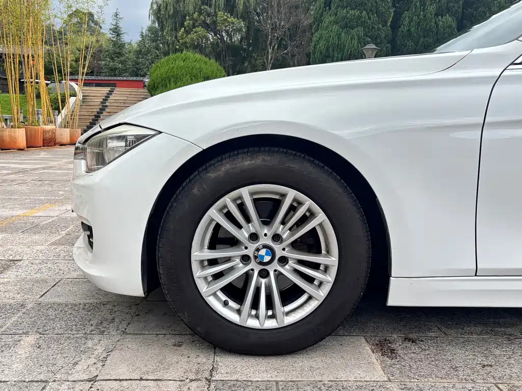 BMW 3 Series 2015