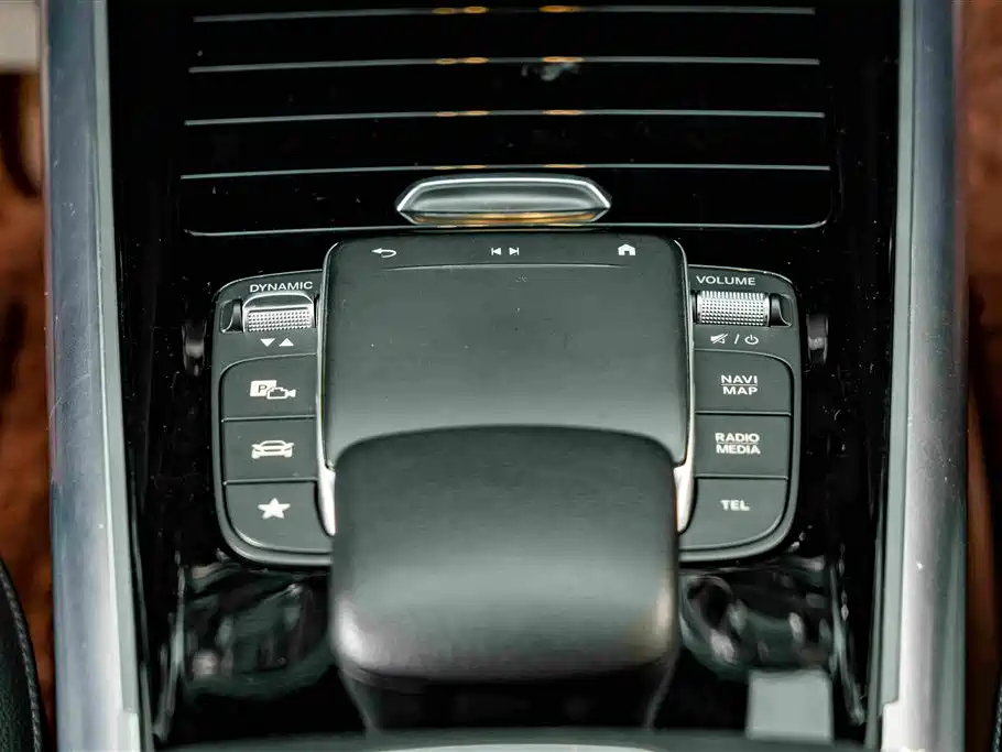 Mercedes-Benz GLA 2020 — фото 14