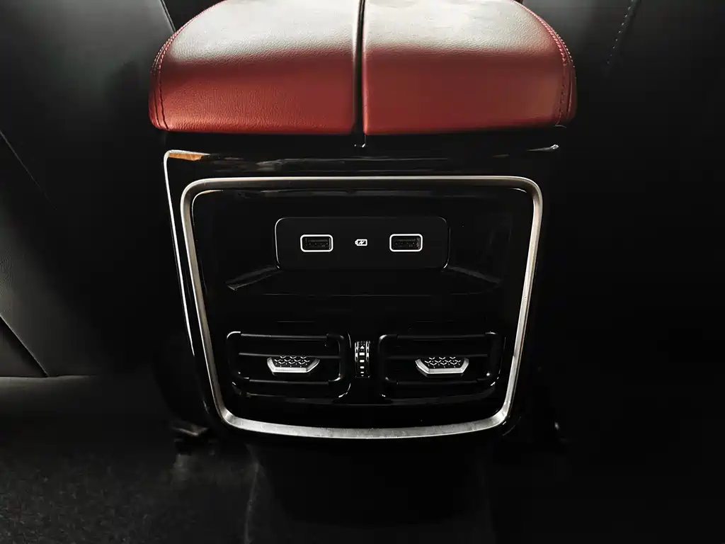 Jetour Jietu X70 PRO 2024 — фото 19
