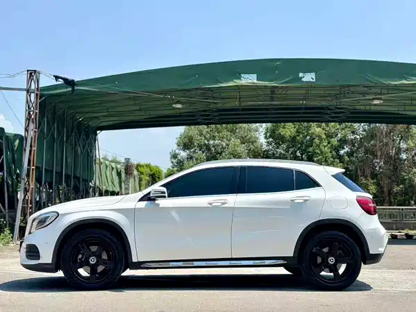 Mercedes-Benz GLA 2018