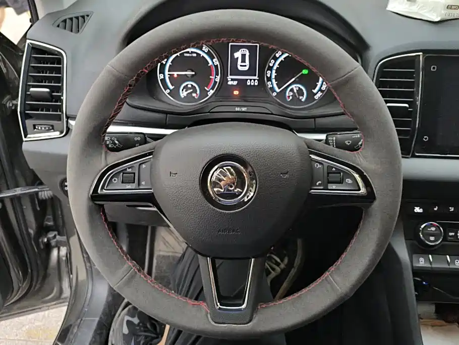 Skoda Korok 2021 — фото 15