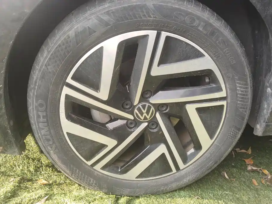 Volkswagen Sagitar 2023