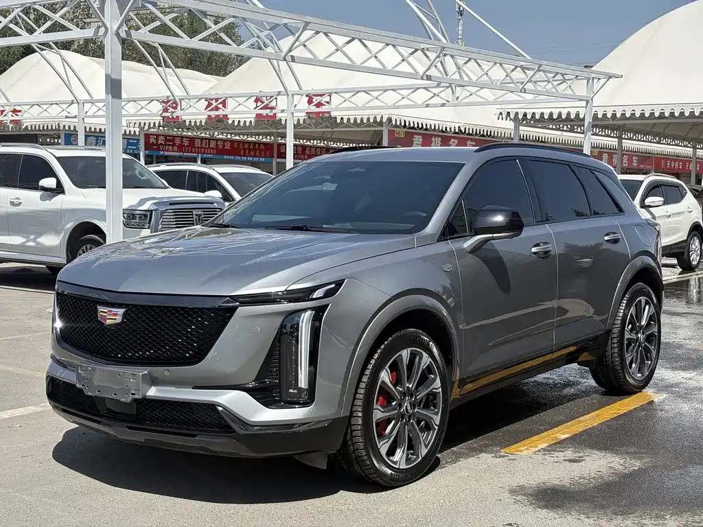 Cadillac XT5 2025 — фото 2