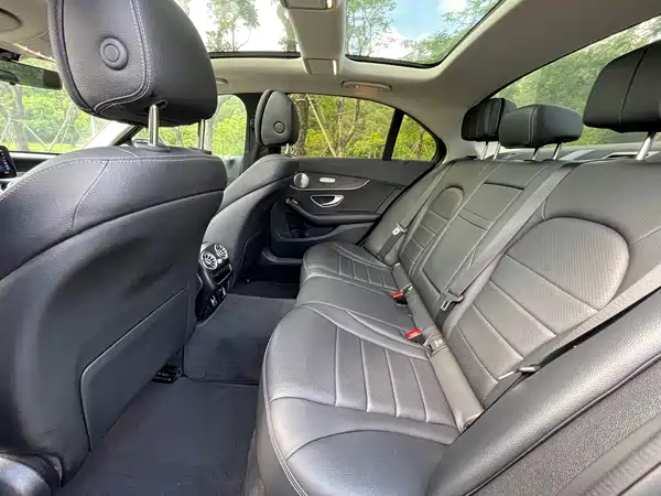Mercedes-Benz C-Class 2021