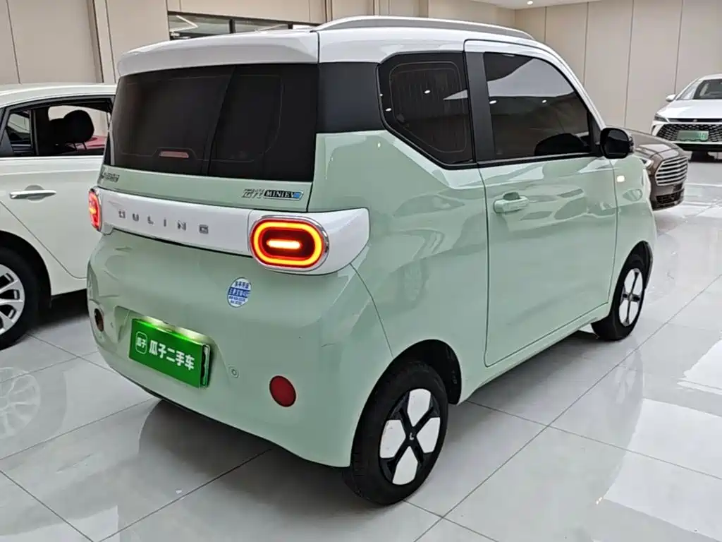 Wuling Hongguang MINIEV 2024