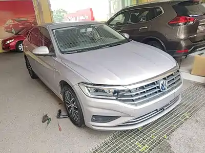 Volkswagen Sagitar 2020