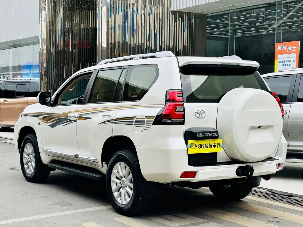 Toyota Prado 2018 — фото 4