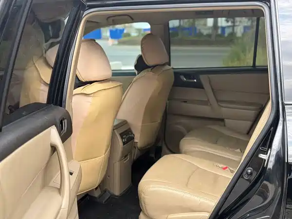 Toyota Highlander 2012