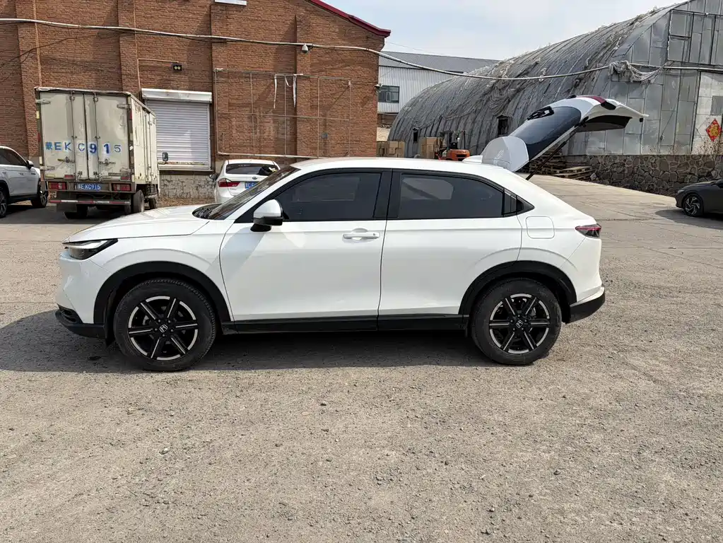 Honda Vezel 2023 — фото 3