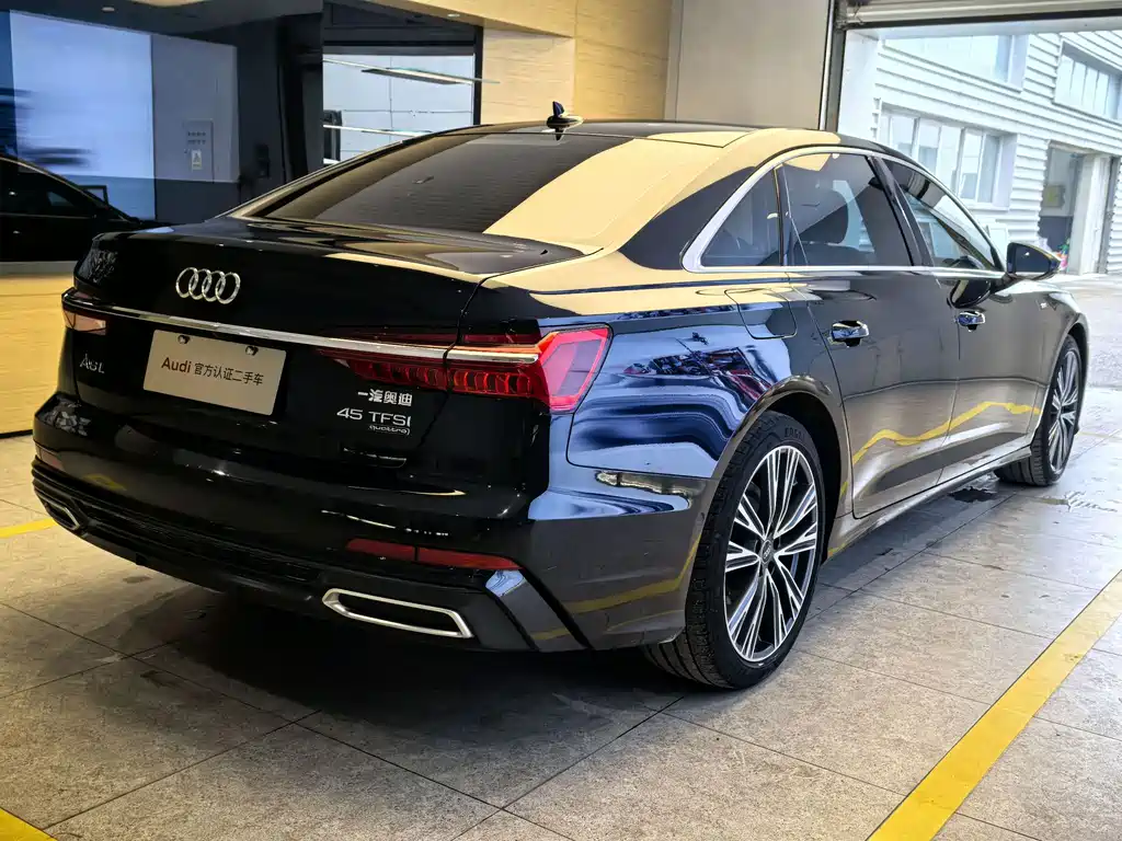 Audi A6L 2022 — фото 5