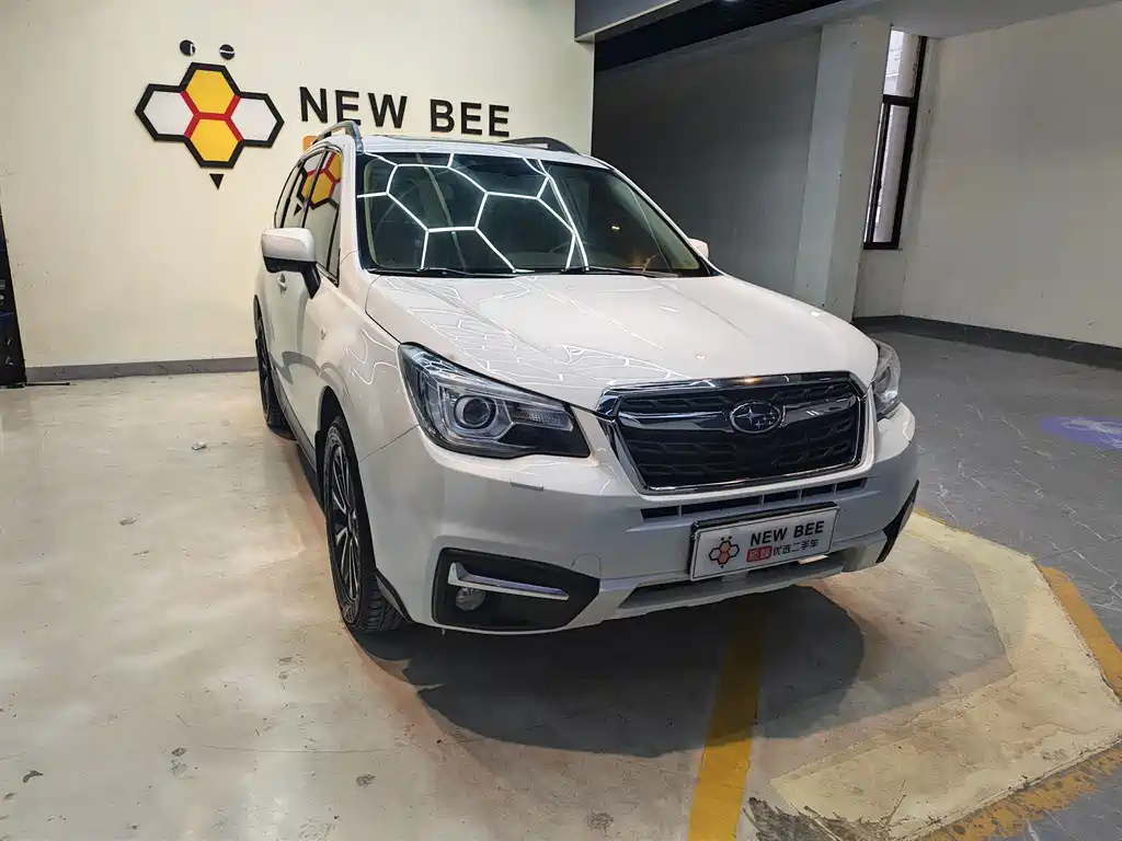 Subaru Forester 2018 — фото 8